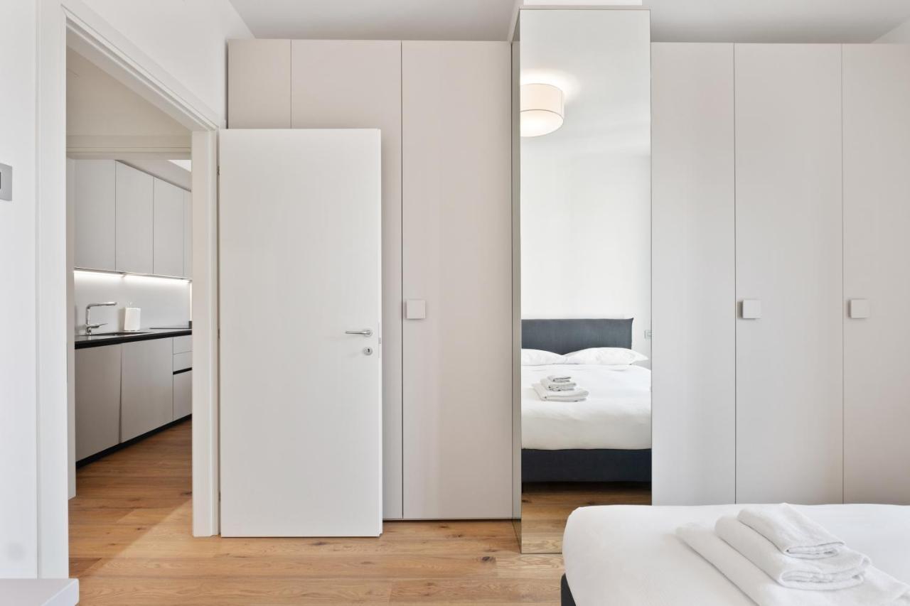Altido Spacious Apt For 4 With Balcony In Porta Romana Milan Luaran gambar