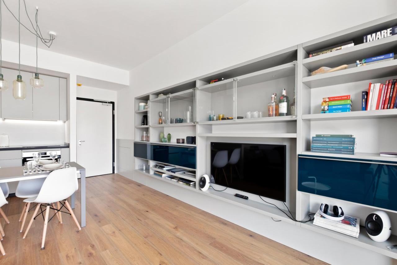 Altido Spacious Apt For 4 With Balcony In Porta Romana Milan Luaran gambar